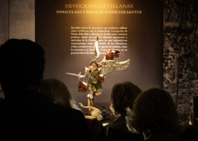 Entre Rezos y Procesiones